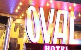 Oval Hotel