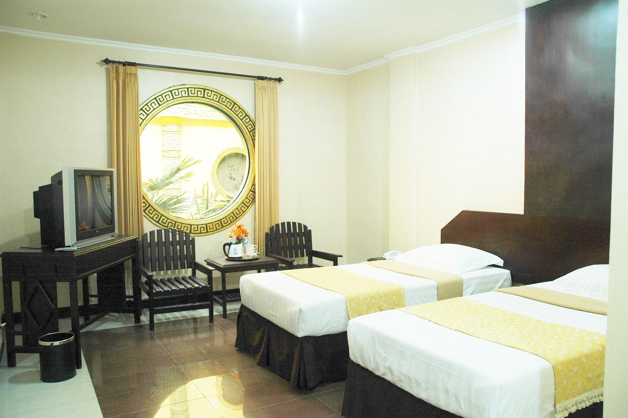 Hotel Oval Surabaya Bagian luar foto